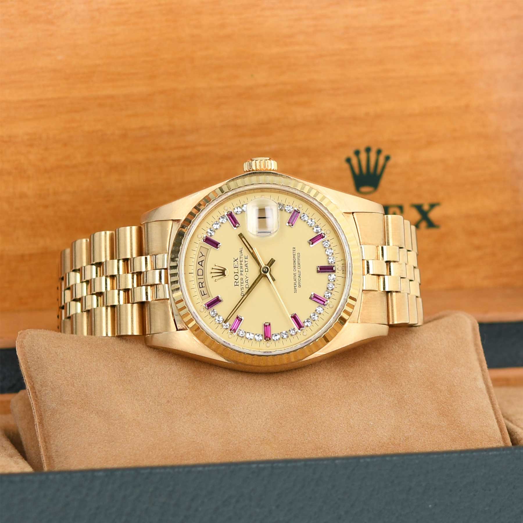 rolex-day-date-ref18038-gold-dial-edruby-diamond-dial-img-main6