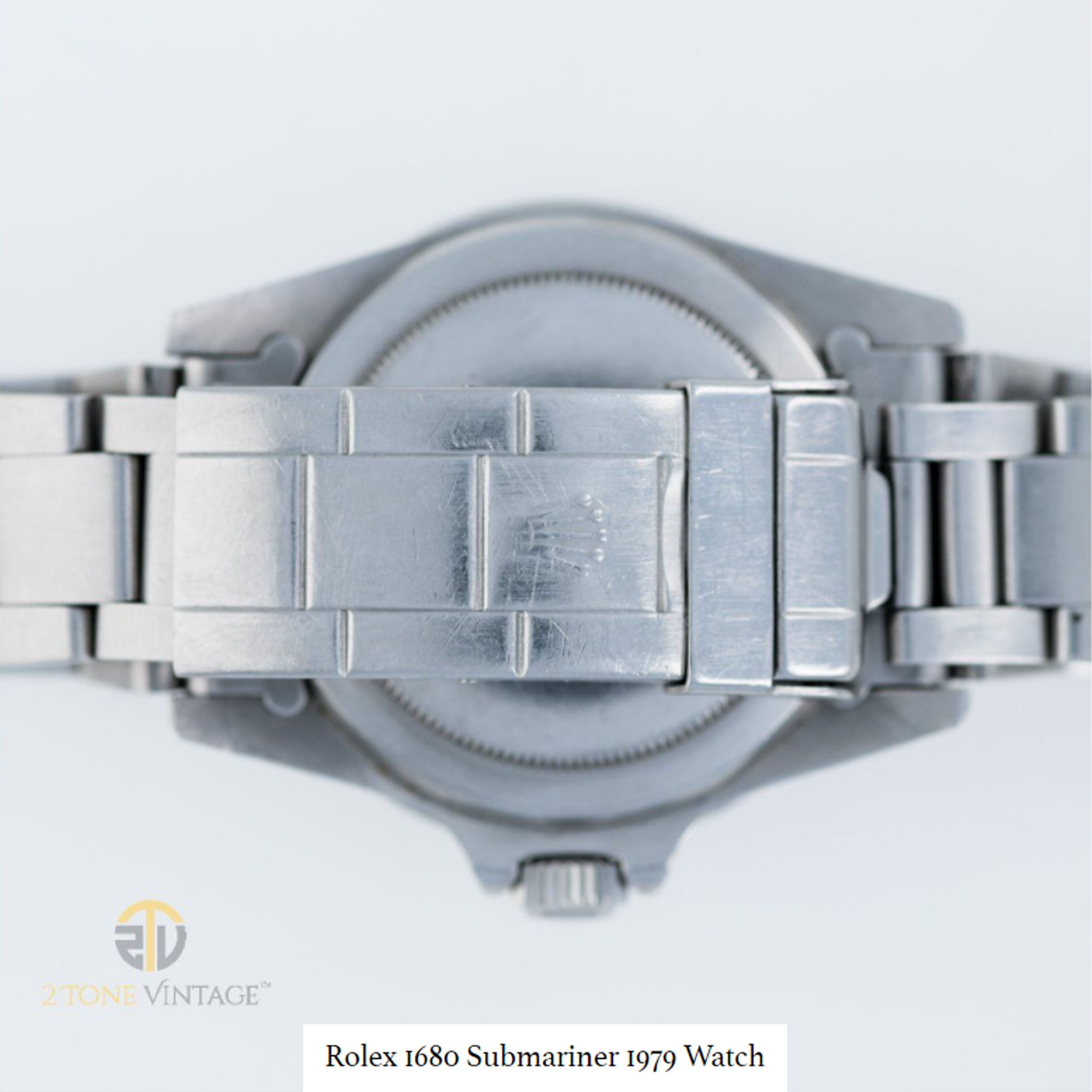 rolex submariner ref.1680 from 1979 with a blue-grey hue bezel