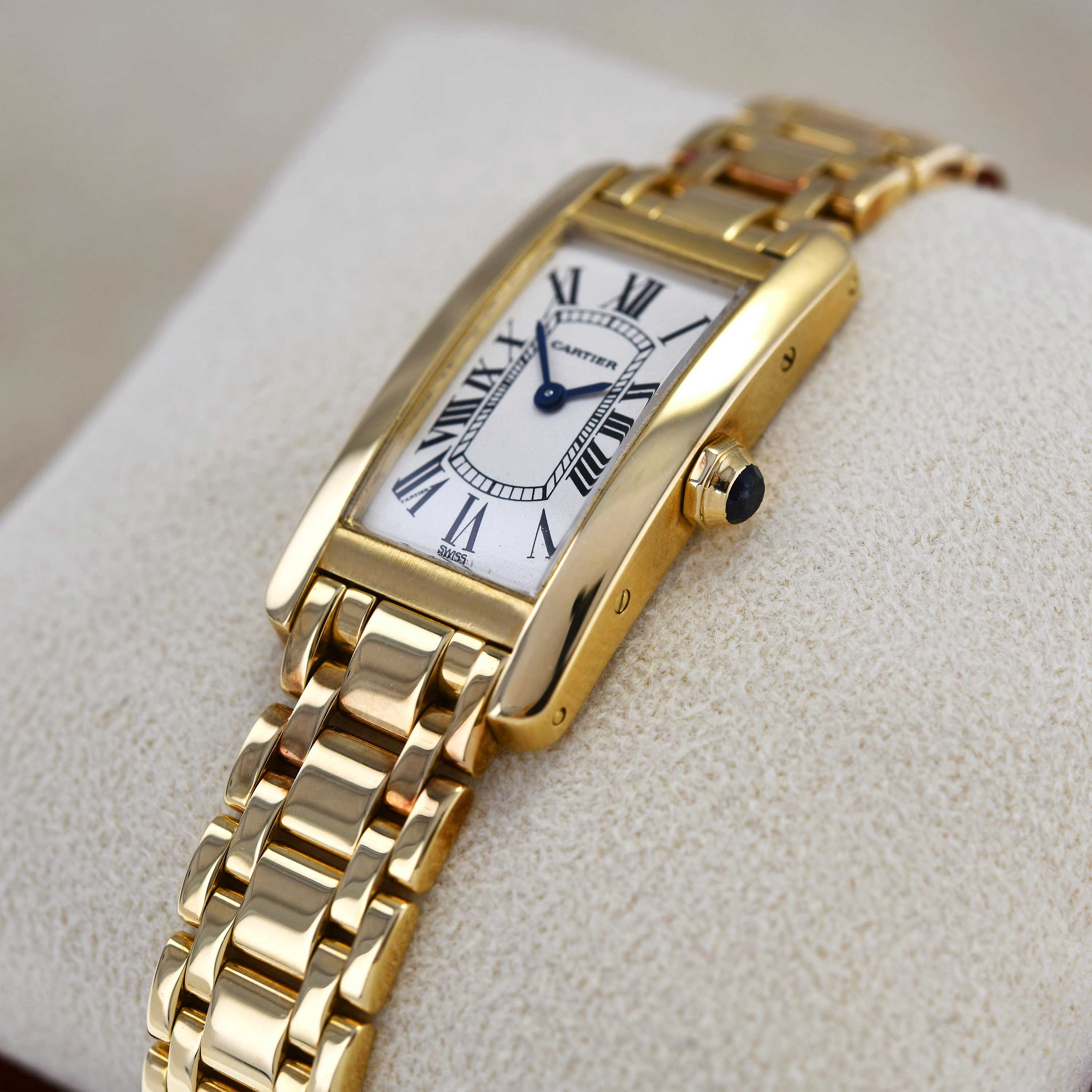 cartier-tank-americaine-bracelet-yellow-gold-ladies-wristwatch-img-main2