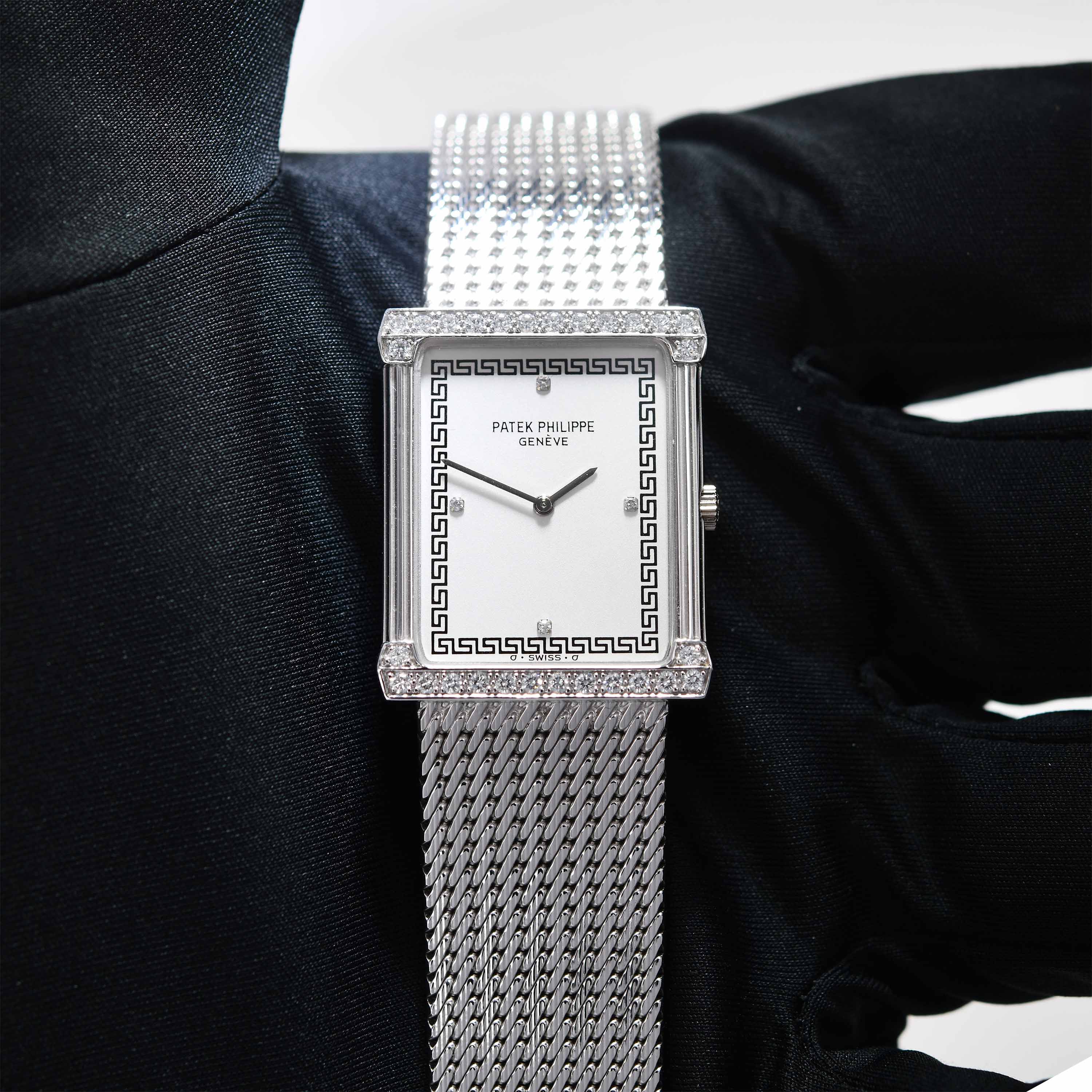 patek-philippe-ref3776-wgrectangular-bracelet-wristwatch-img-main11
