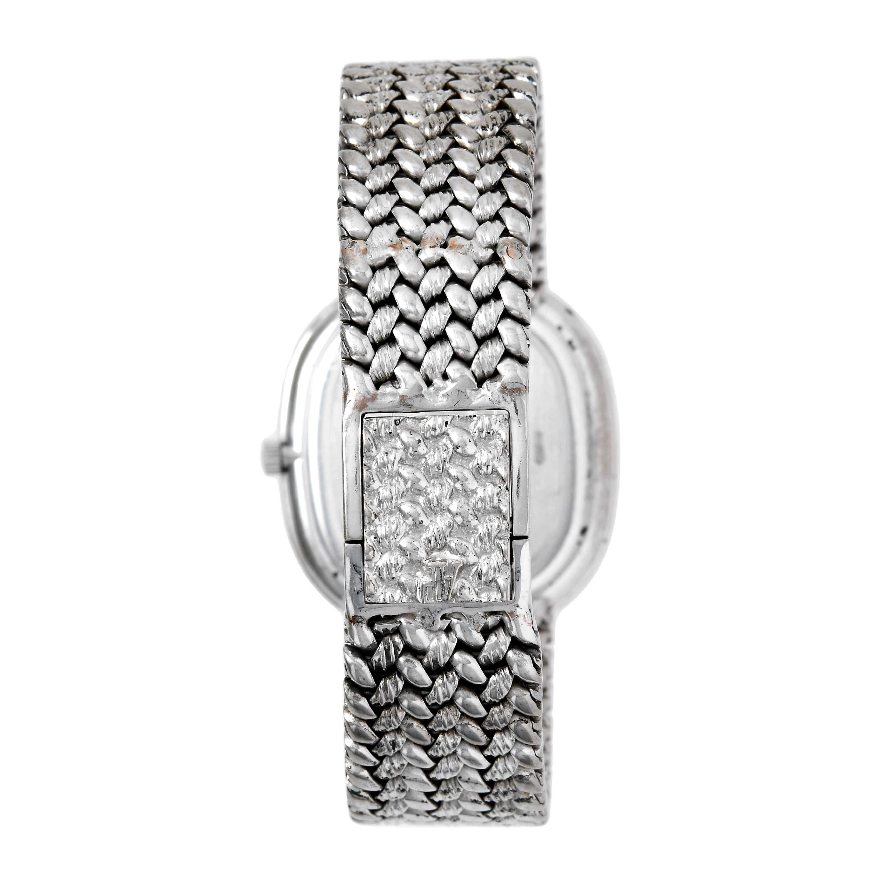 audemars-piguet-wg-diamond-emerald-indexes-bracelet-wristwatch-img-main2